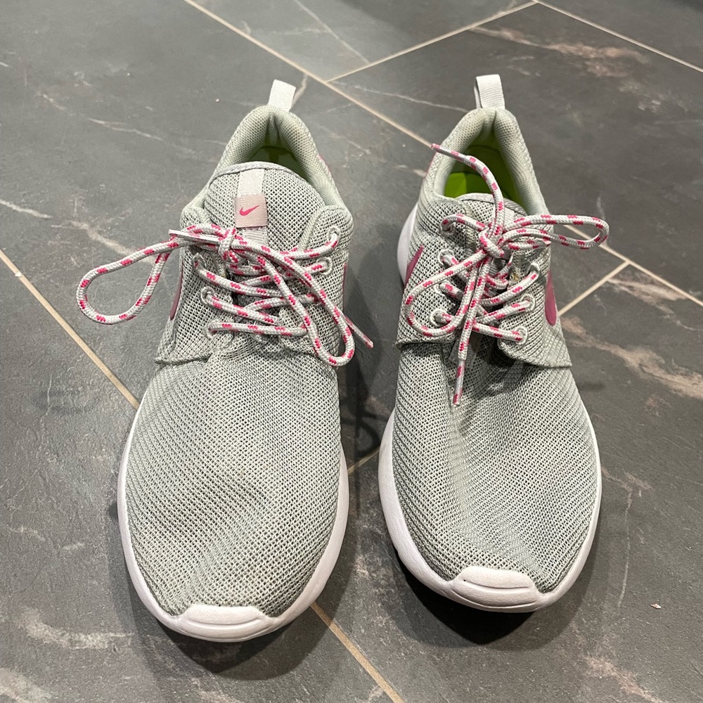 Gray and Pink Nike Tennis Shoes